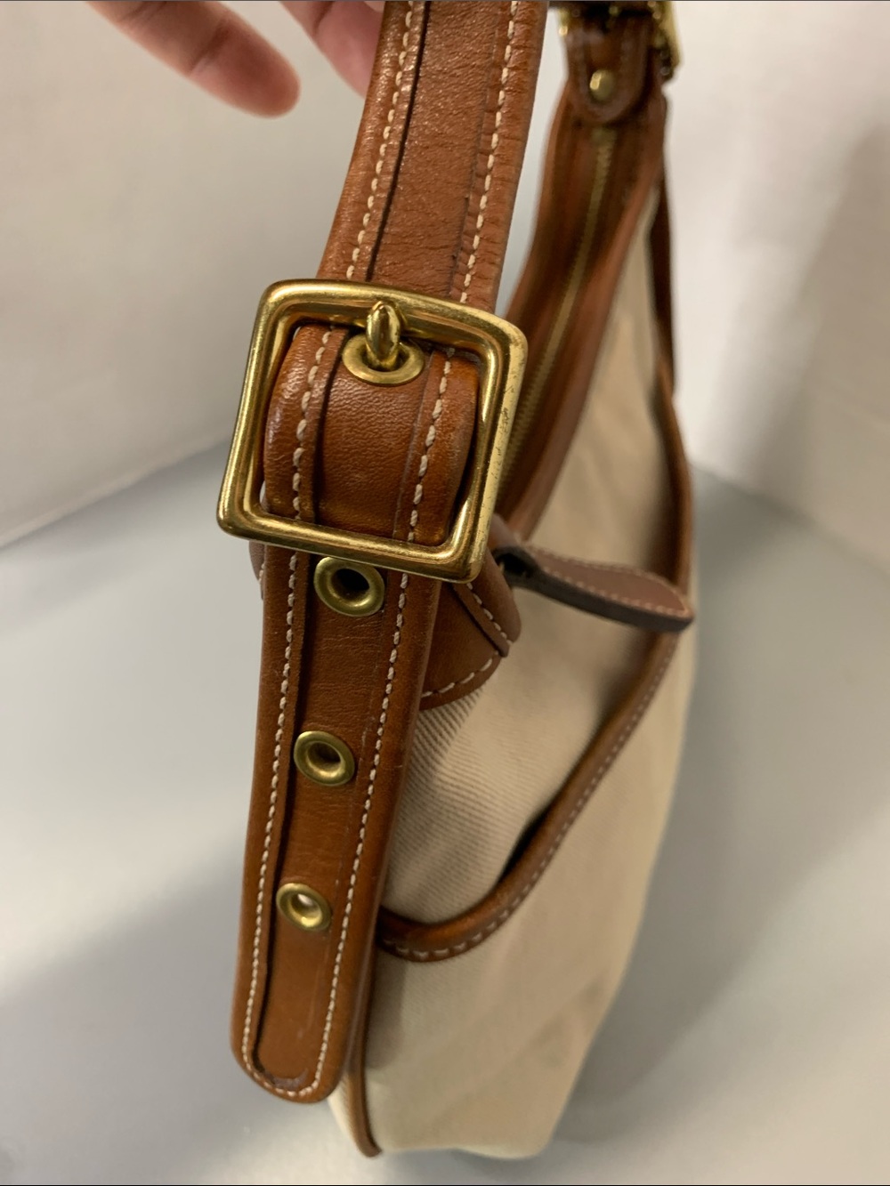 Coach Legacy 9123 Vintage Y2K Beige Canvas Shoulder Bag w/Brown Leather Trim - Picture 6 of 15
